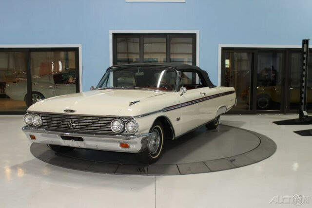 1962 Ford Galaxie Sunliner 500