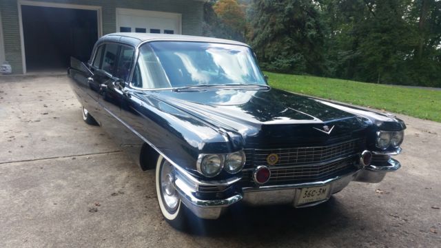 1963 Cadillac limousine