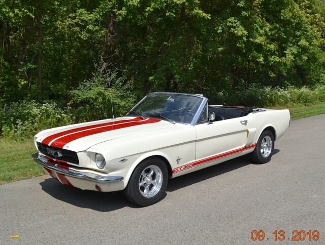 1964 Ford Mustang D-CODE 289 4SPD