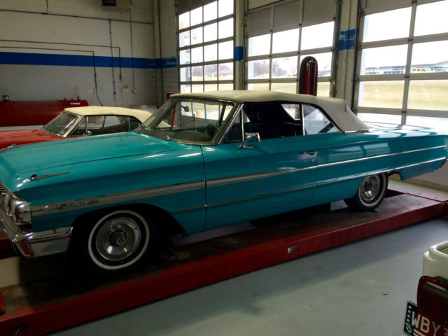 1964 Ford Galaxie Sunliner