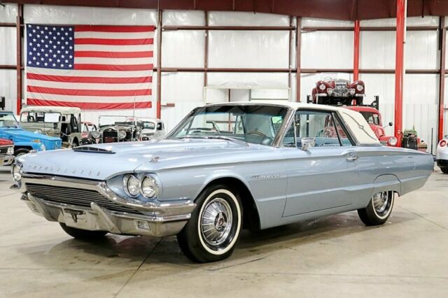 1964 Ford Thunderbird --