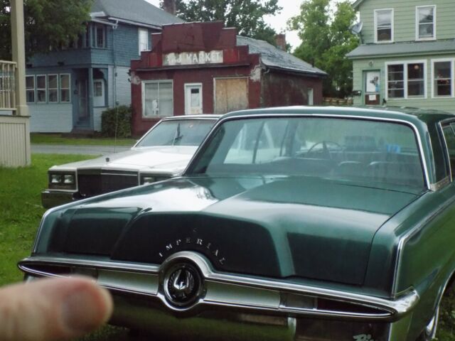 1964 Chrysler Imperial crown