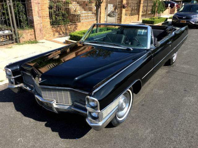 1965 Cadillac DeVille Convertible * NO RESERVE * Triple Black * AC *