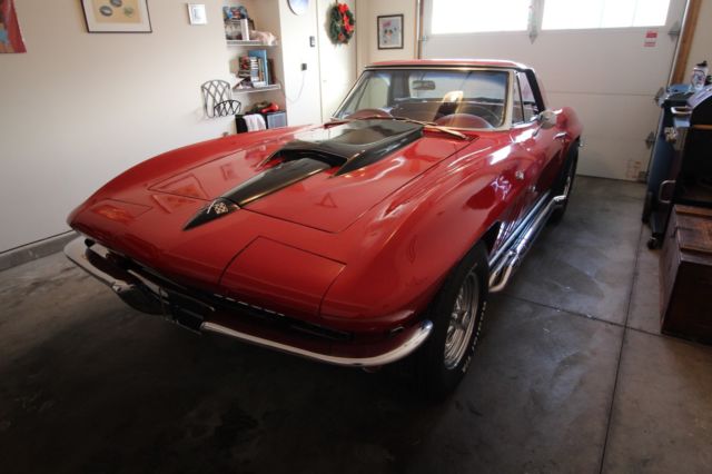 1965 Chevrolet Corvette RED/RED w/ Hard Top