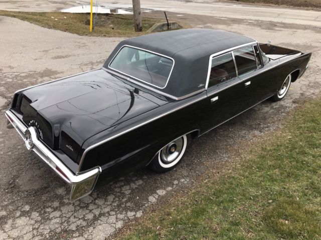 1965 Chrysler Imperial LeBaron