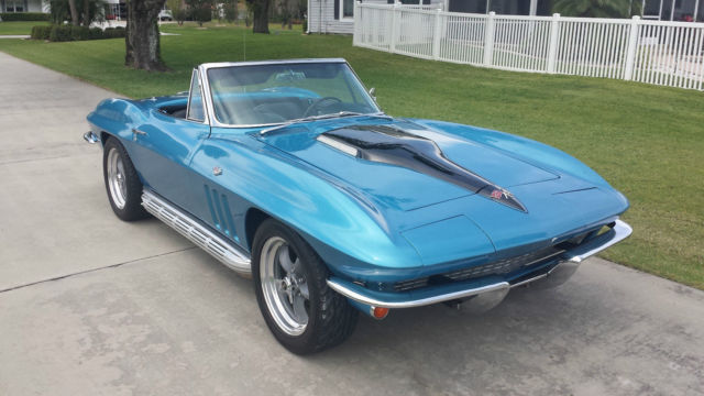1965 Chevrolet Corvette Convertible and removable hardtop