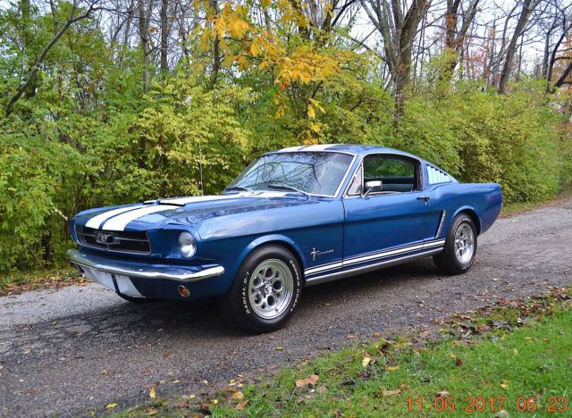 1965 Ford Mustang 289 AUTO FASTBACK