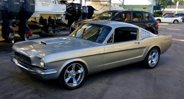 1965 Ford Mustang FASTBACK