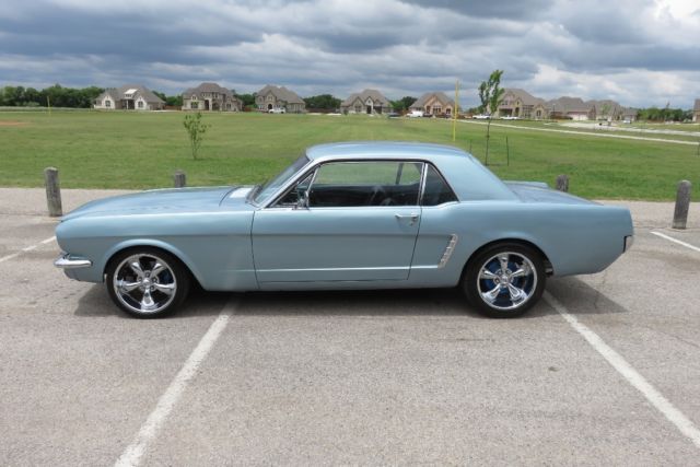 1965 Ford Mustang 5-speed