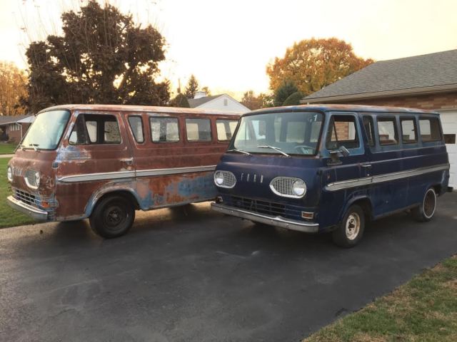 1965 Ford E-Series Van Deluxe Club Wagon