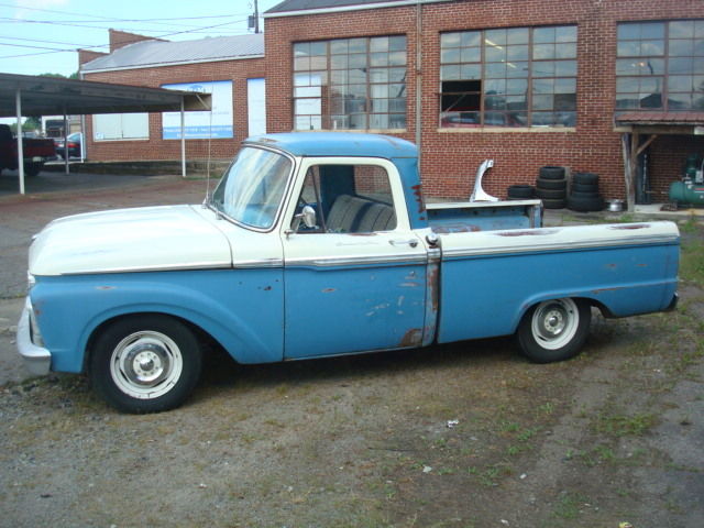 1965 Ford F-100 Style Side
