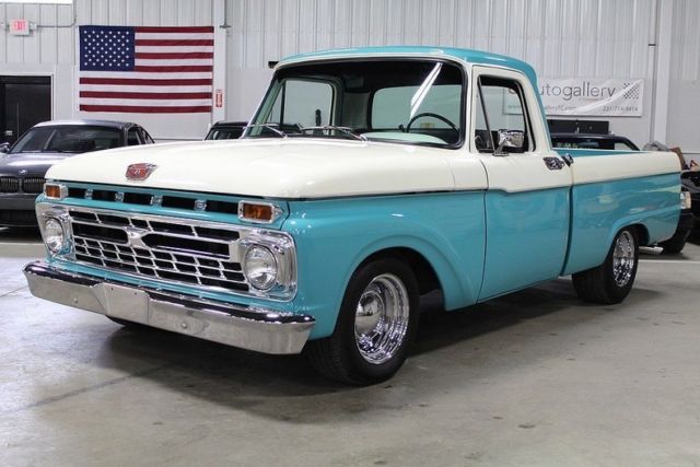 1965 Ford F-100 --
