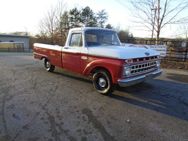 1965 Ford F-100 CUSTOM DELUXE