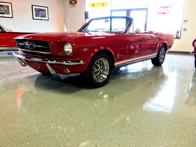 1965 Ford Mustang CONVERTIBLE  W/ AIR CONDITIONING!
