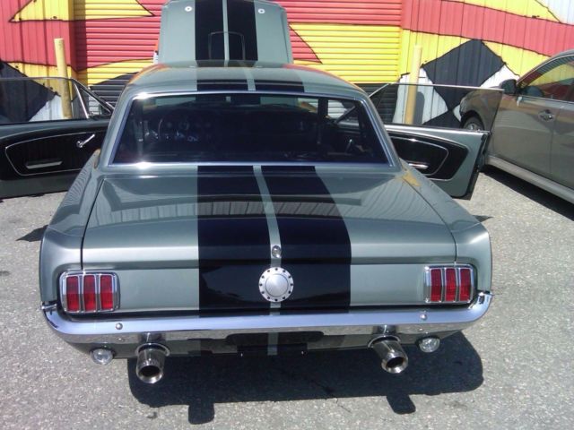 1965 Ford Mustang shelby replica