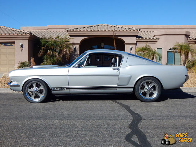 1965 Ford Mustang FastBack Resto Mod