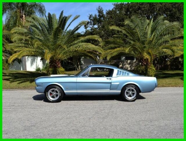 1965 Ford Mustang 5 speed manual overdrive transmission