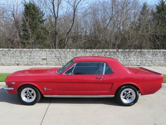 1965 Ford Mustang Restomod 302 w/ Disc Brakes