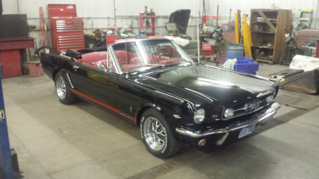 1965 Ford Mustang Mustang Convertible V-8 GT High End Restoration