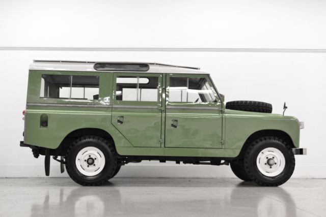 1965 Land Rover Defender Series-IIa
