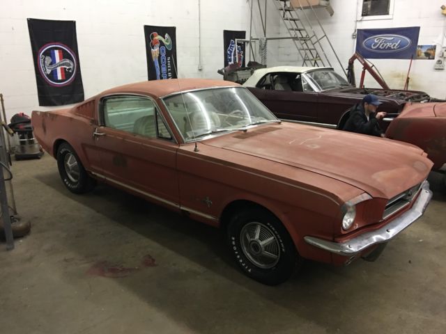 1965 Ford Mustang 4 SPEED