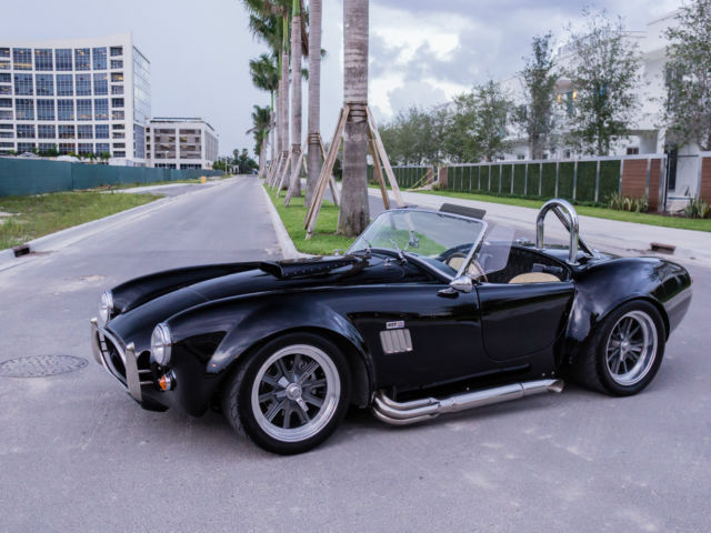 1965 Replica/Kit Makes 1965 shelby Cobra factory five Cobra