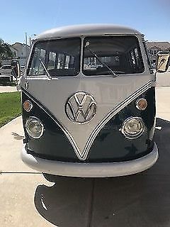 1965 Volkswagen Bus/Vanagon blue