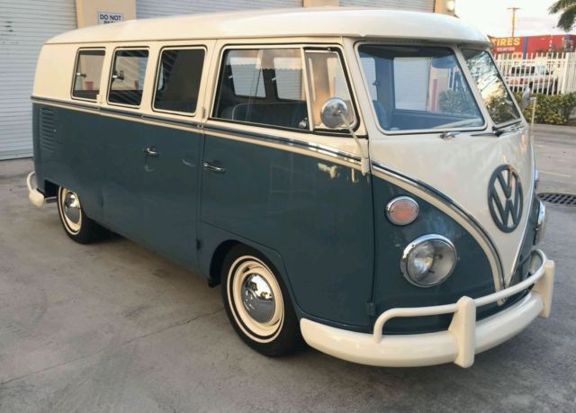 1965 Volkswagen Bus/Vanagon Microbus