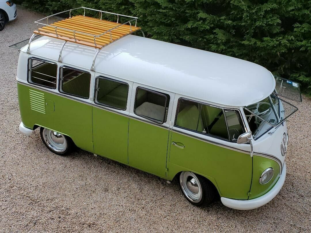 1966 Volkswagen Bus/Vanagon Walk-Thru Deluxe