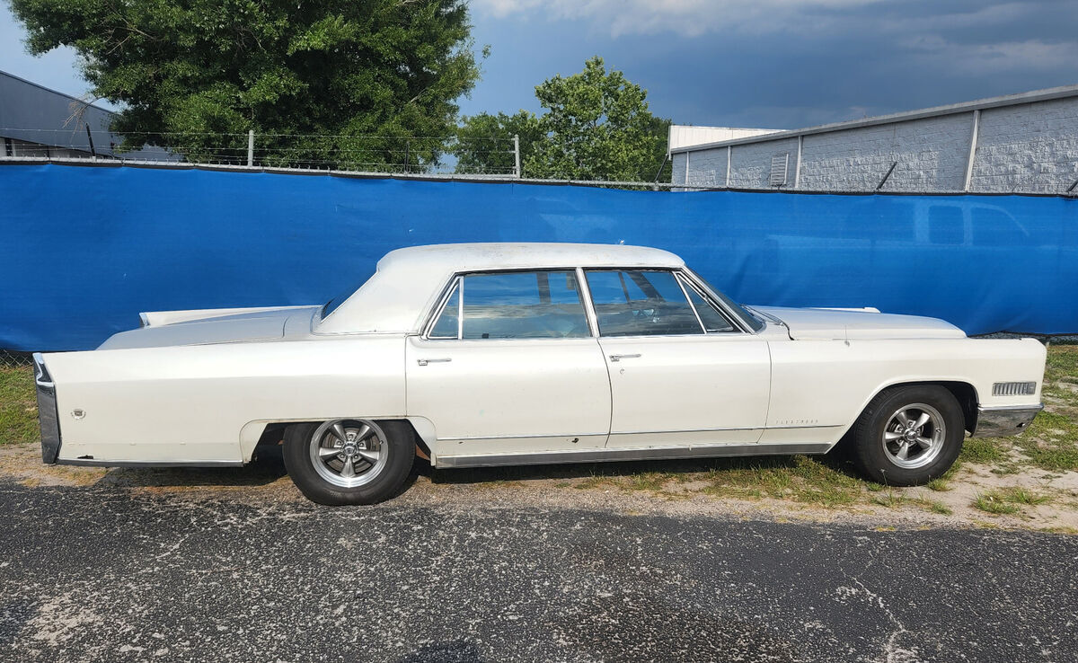 1966 Cadillac Fleetwood 60 special