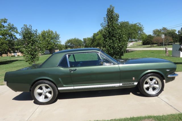 1966 Ford Mustang GT  5-speed