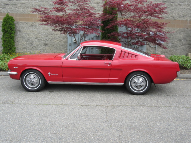 1966 Ford Mustang 2 + 2 Fastback 289