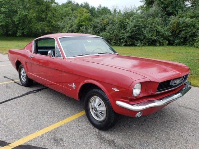1966 Ford Mustang 2+2 FASTBACK