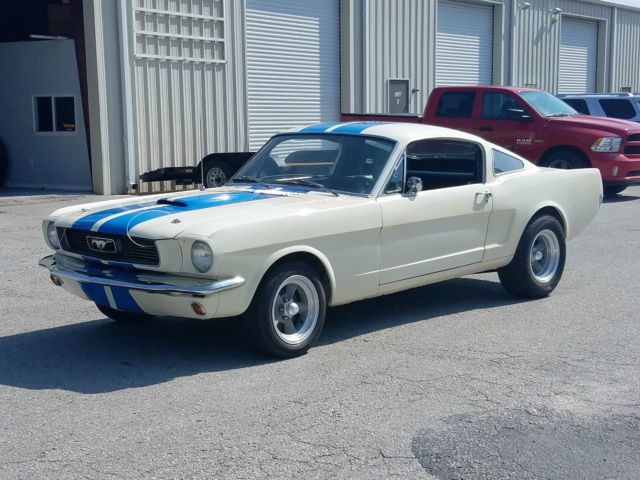 1966 Ford Mustang Shelby GT 350 clone