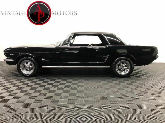 1966 Ford Mustang V8 4 SPEED CONSOLE!