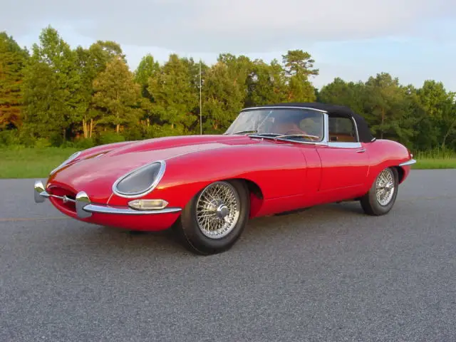 1966 JAGUAR XKE Roadster Series 1 for sale: photos, technical