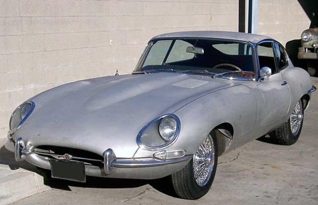 1966 Jaguar E-Type FHC