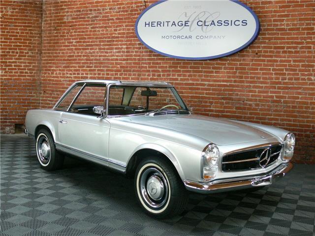 1966 Mercedes-Benz 200-Series Pagoda