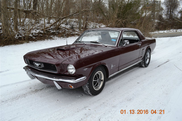 1966 Ford Mustang SPORT COUPE