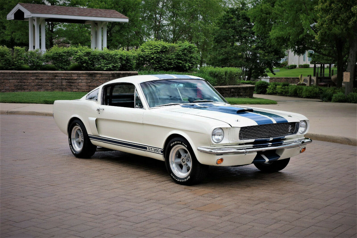 1966 Ford Mustang Shelby GT 350 Fastback 2+2