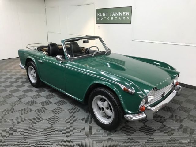 1966 Triumph TR4A IRS 4-SPEED, OVERDRIVE, ALLOYS, LUGGAGE RACK