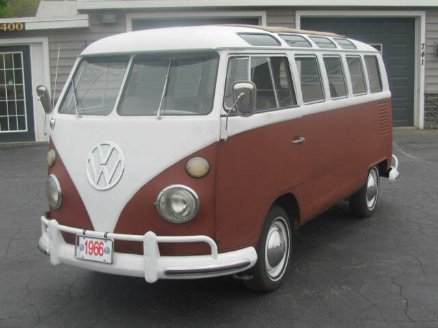 1966 Volkswagen Bus/Vanagon Type II 21 Window