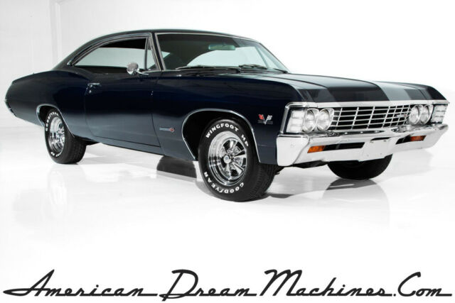 1967 Chevrolet Impala Midnight Blue SS 396 4-Speed