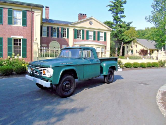 1967 Dodge Power Wagon W100
