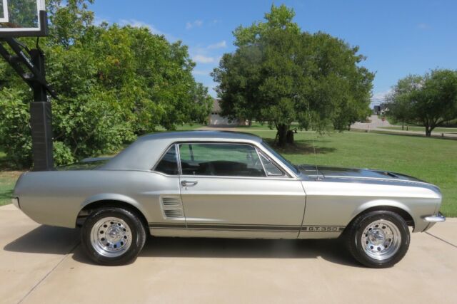 1967 Ford Mustang GT-350  ---- 289