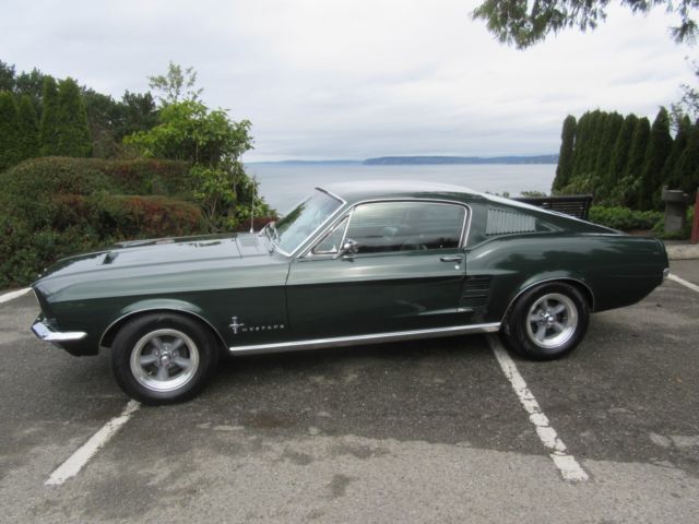 1967 Ford Mustang 2 + 2 Fastback (Bullit Style)
