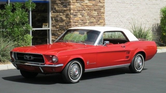 19670000 Ford Mustang
