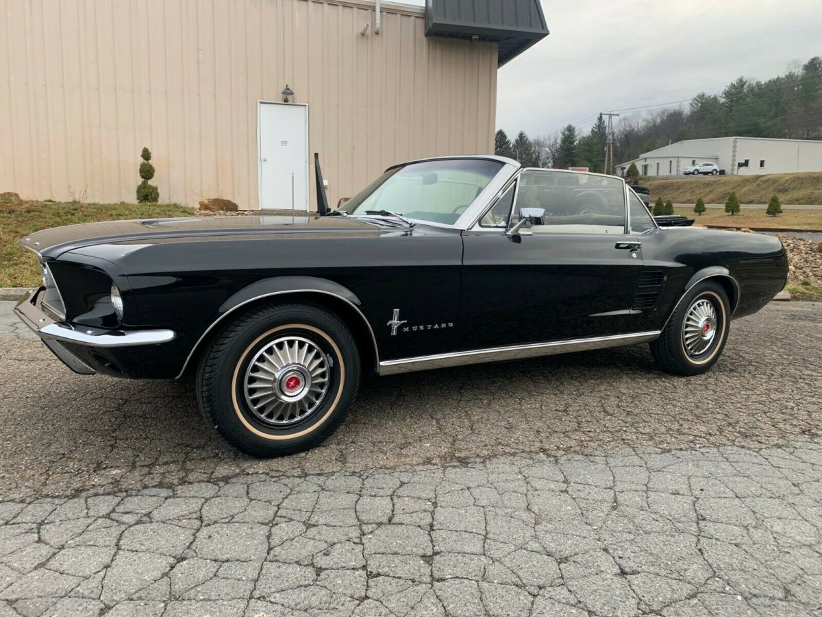 1967 Ford Mustang Raven Black 289