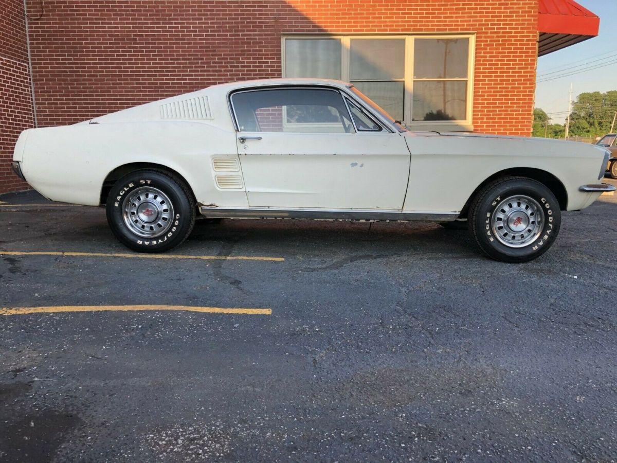 1967 Ford Mustang 2 door
