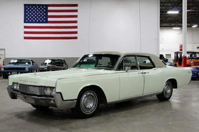 1967 Lincoln Continental --